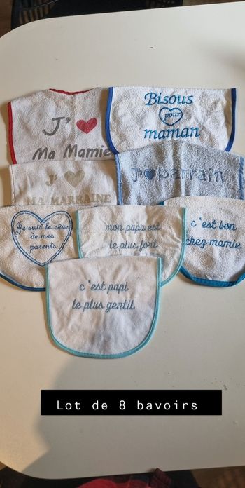 Lot de bavoirs