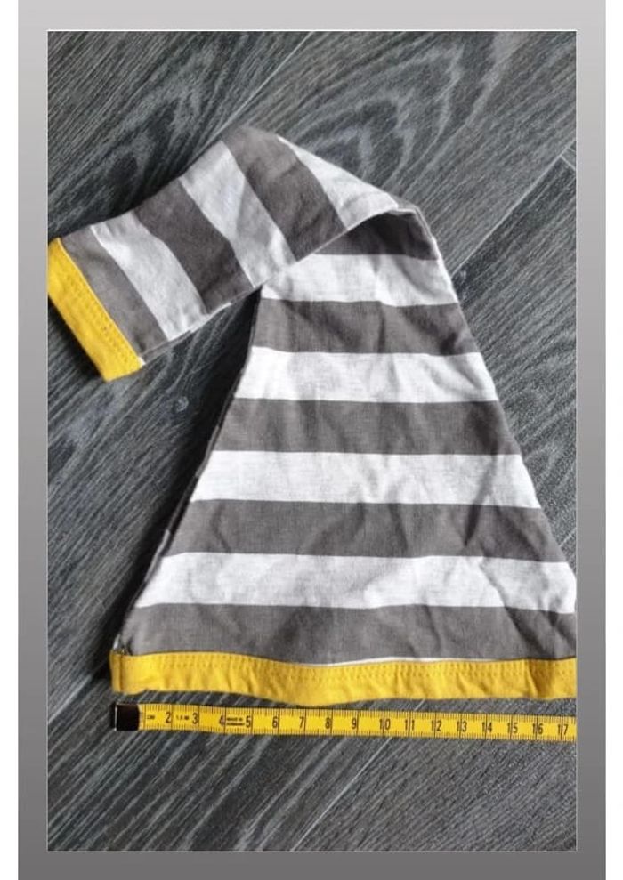 bonnet bébé rayé gris/blanc/jaune "moustache" - photo numéro 3