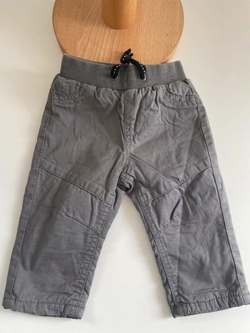 Pantalon gris bébé