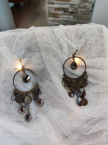 Très jolis boucles d’oreille