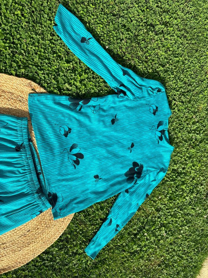 Ensemble bleu - photo numéro 2