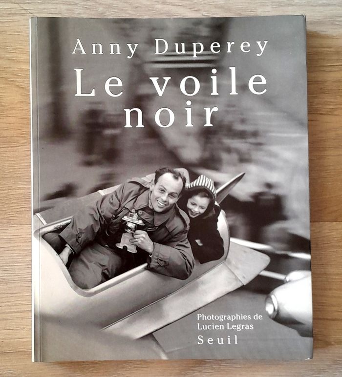 Anny Duperey - le voile noir photographies de Lucien Legras