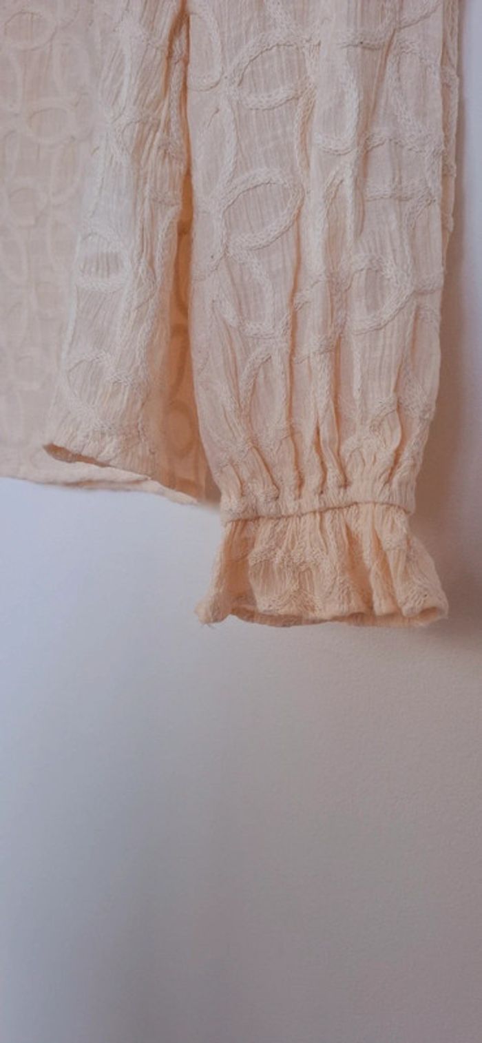 🤍 Blouse bohème écrue – Neuve - dentelle florale & chic Parfaite pour la rentrée - photo numéro 8