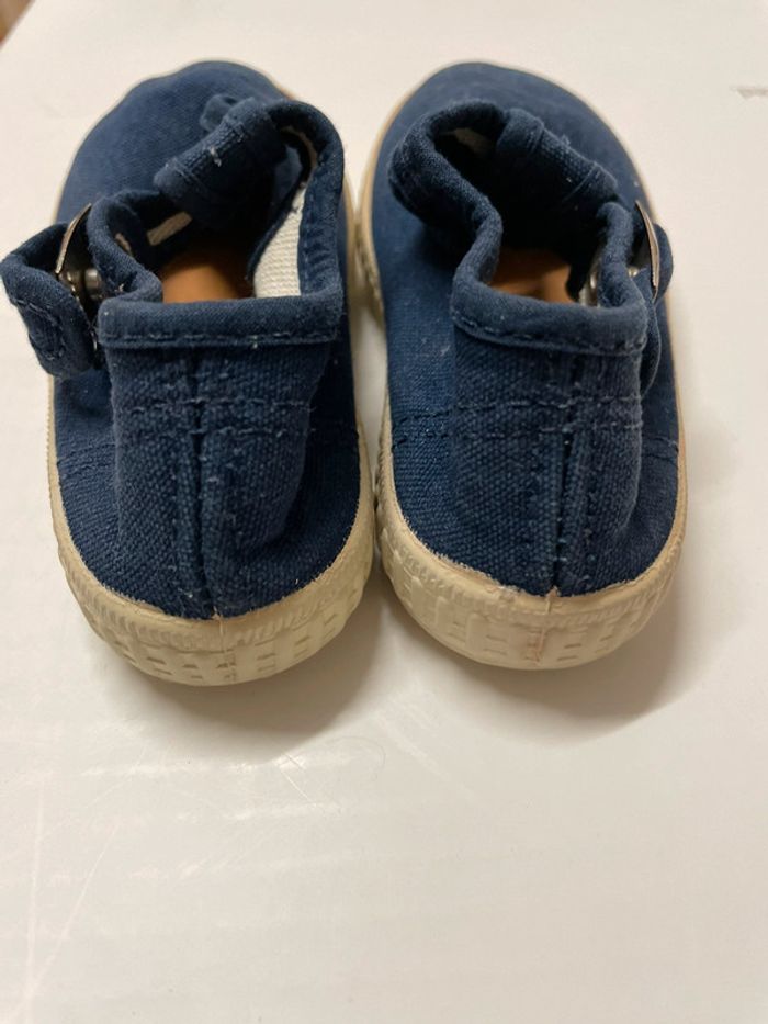 Chaussure bébé - photo numéro 4