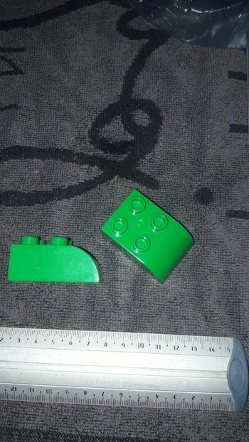 Lot 2 pièces vertes duplo