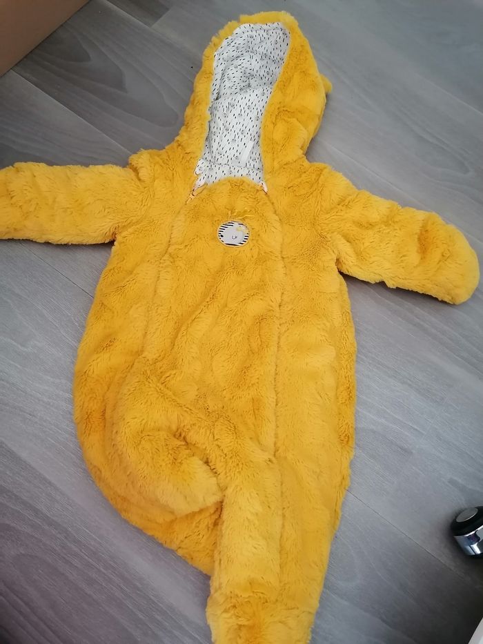 Lot vêtement garçon 9 mois bon état