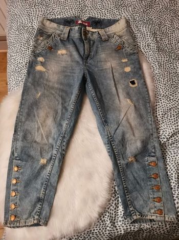 Jeans pantacourt délavée