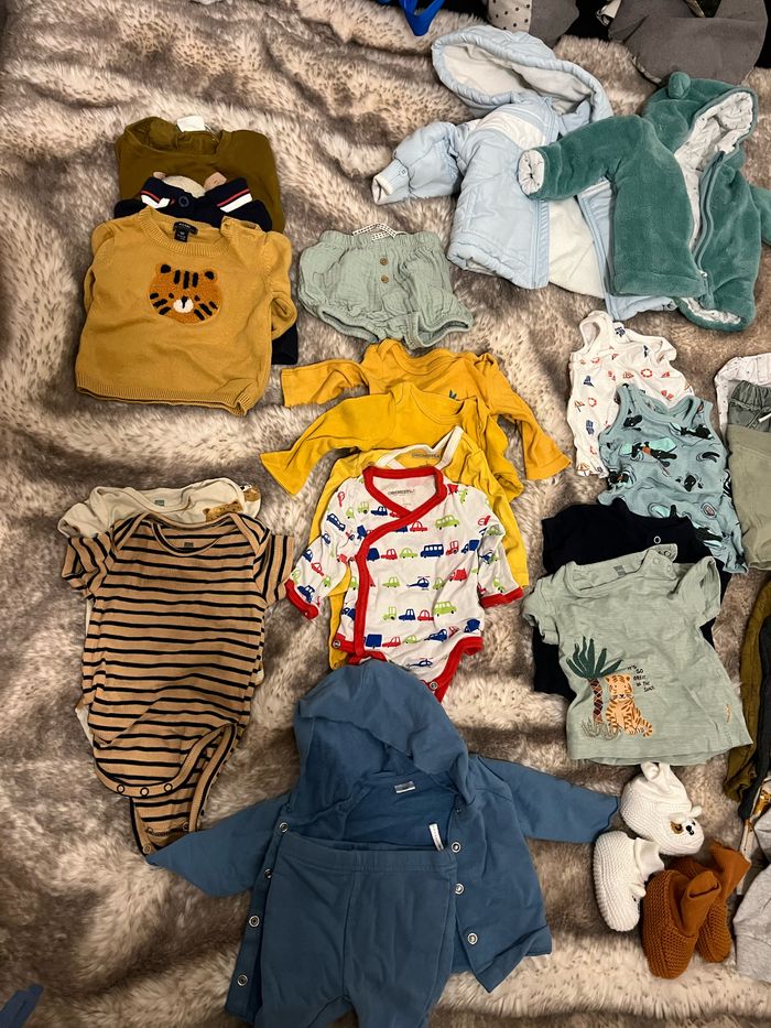 Lot vêtement - photo numéro 2
