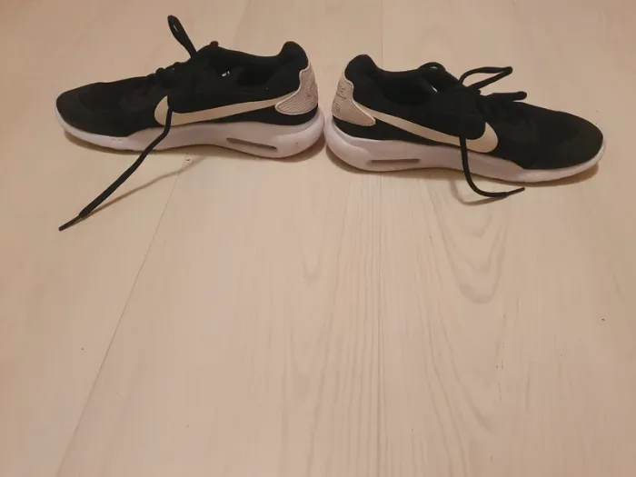 Baskets Nike - photo numéro 8