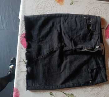 Jupe noire en jeans