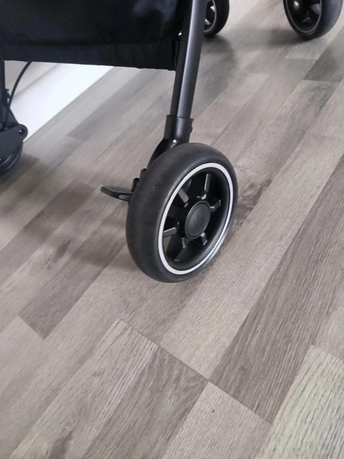 Poussette joie flex confort ride - photo numéro 9
