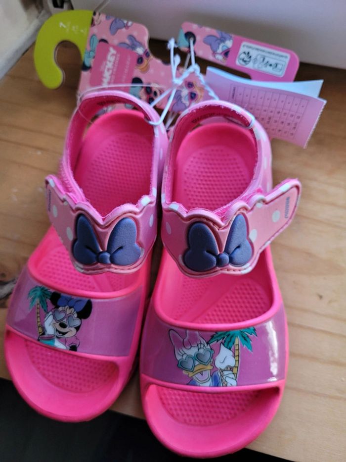 Sandales minnie 24 neuves - photo numéro 3