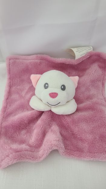Doudou plat chat blanc rose ARTS AND TOYS