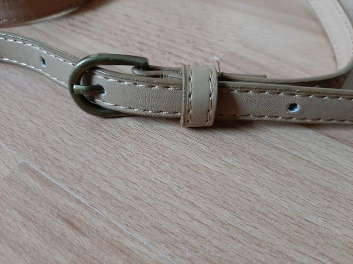 Ceinture enfant beige en similicuir - photo numéro 2