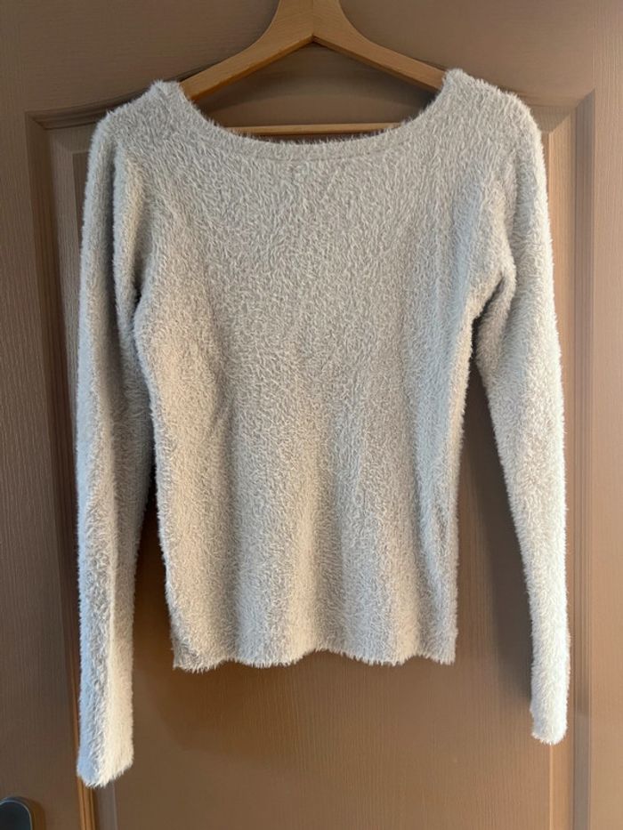 Pull cache cache - photo numéro 2