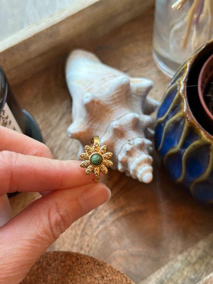 Bague fleur dorée ajustable – Acier inoxydable 316L neuves