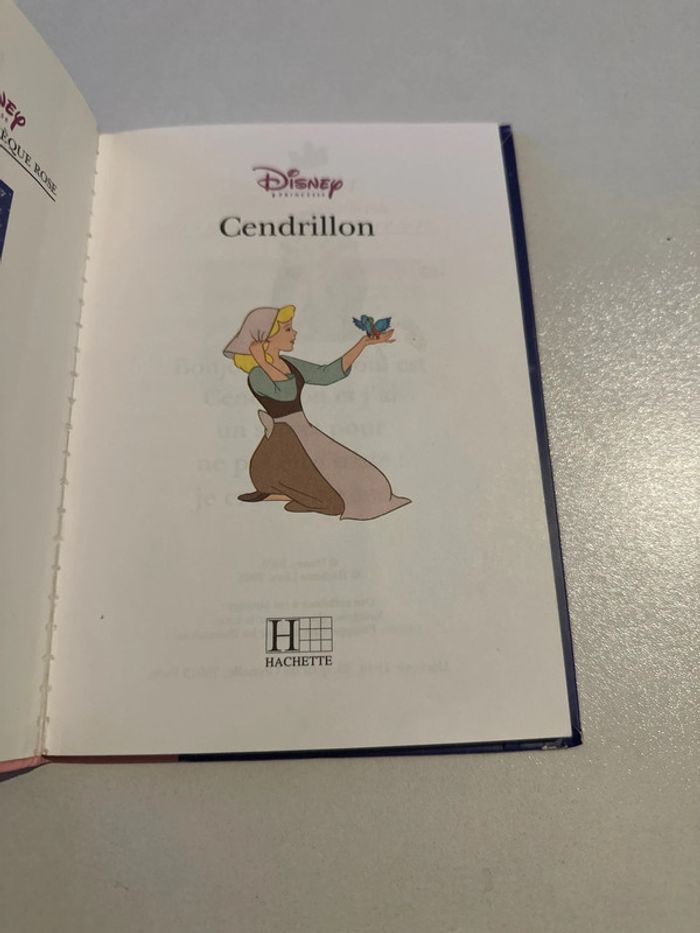 Cendrillon -Princesse Disney édition bibliothèque rose - photo numéro 2