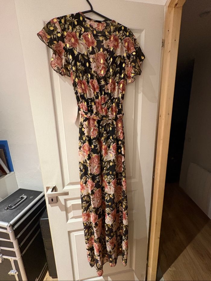 Robe fleuri neuve - photo numéro 2