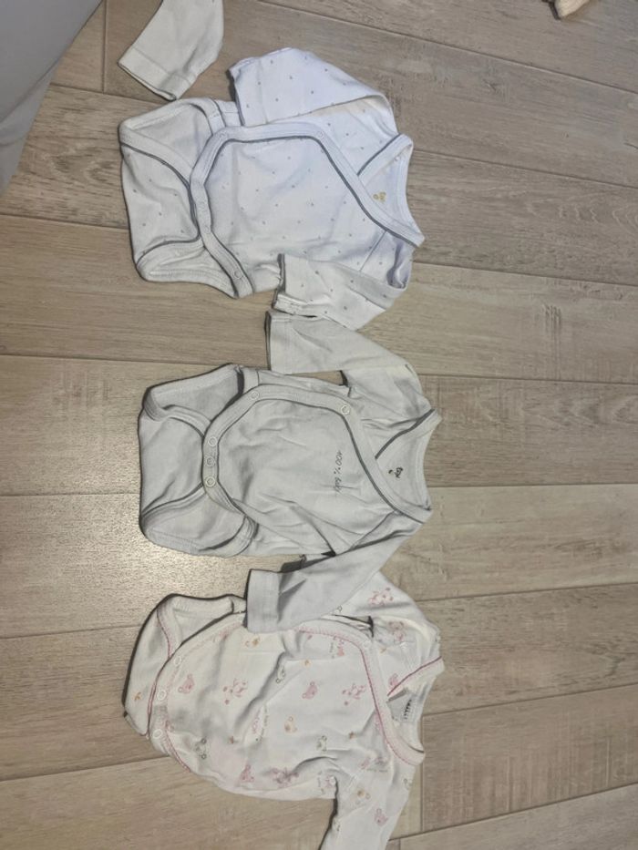 Lot de 6 vêtements bébé - photo numéro 2