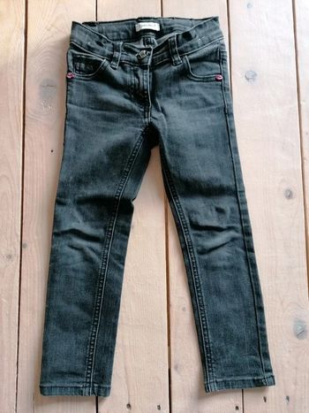 Jeans 3 pommes Taille 4 ans