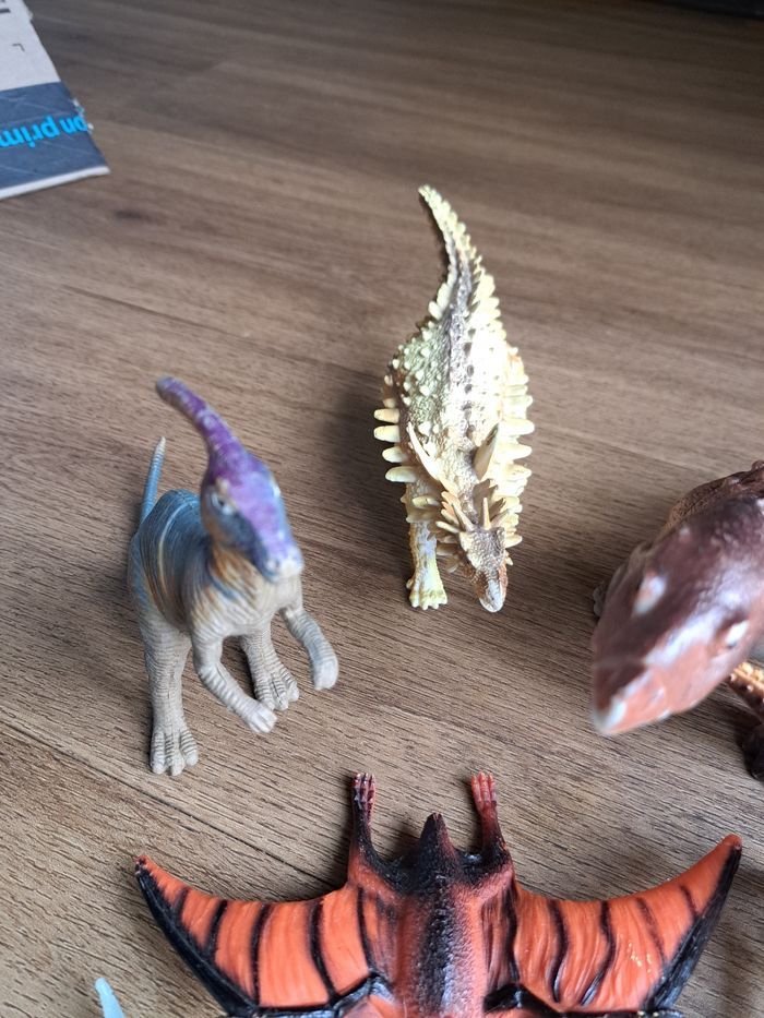 Lot dinosaure - photo numéro 3