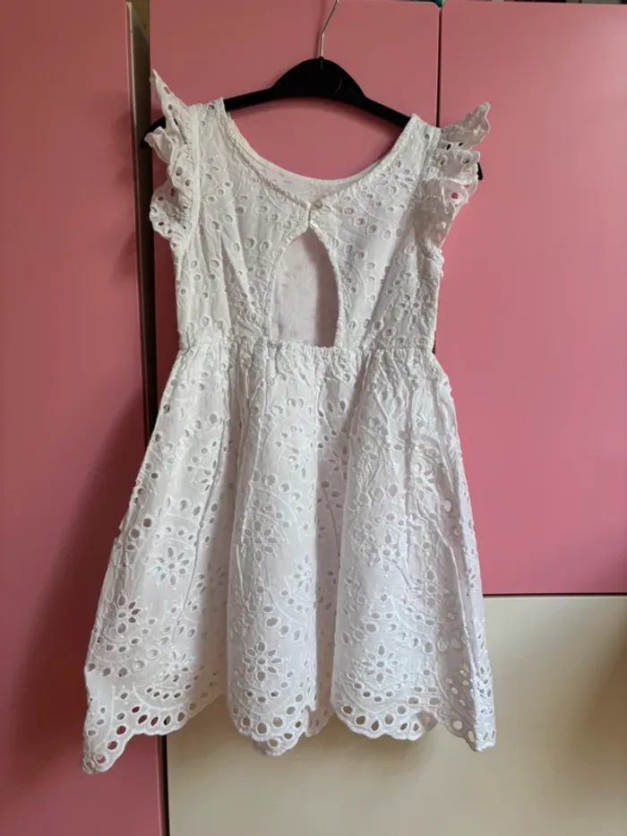 Superbe robe Gemo broderie anglaise 8 ans - photo numéro 3