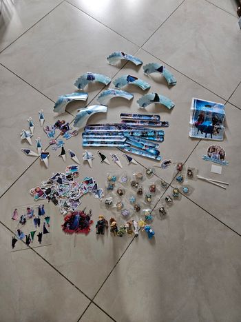 Lot de décoration anniversaire thème reine des neiges 