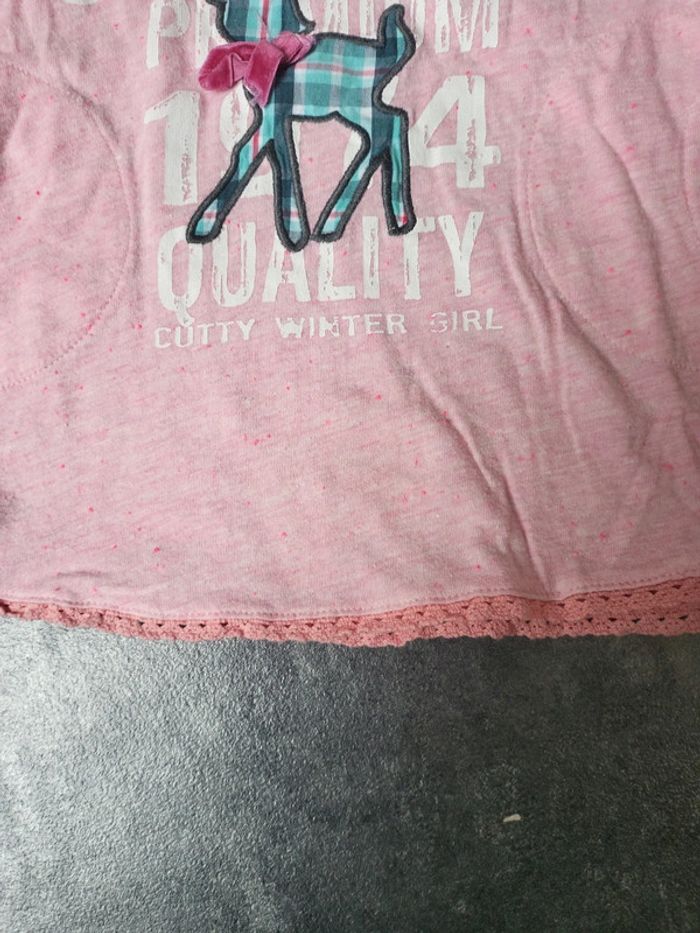 Lot 2 t-shirts manches longues fille 4 ans très bon état - photo numéro 6