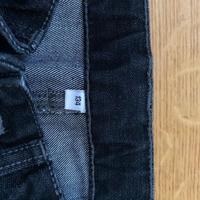 Jeans neuf - photo numéro 3