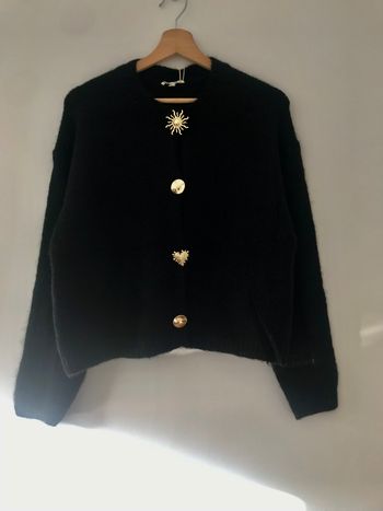 Gilet / cardigan Noir tendance - taille  unique - boutons bijoux dorés