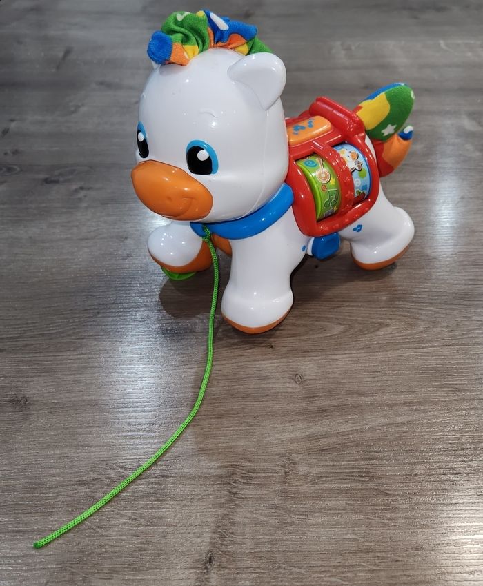 Mon poney à tire jeu bébé