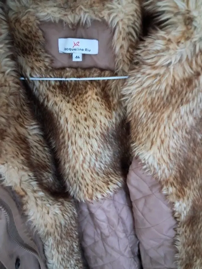 Manteau Jacqueline riu taille 46 - photo numéro 3