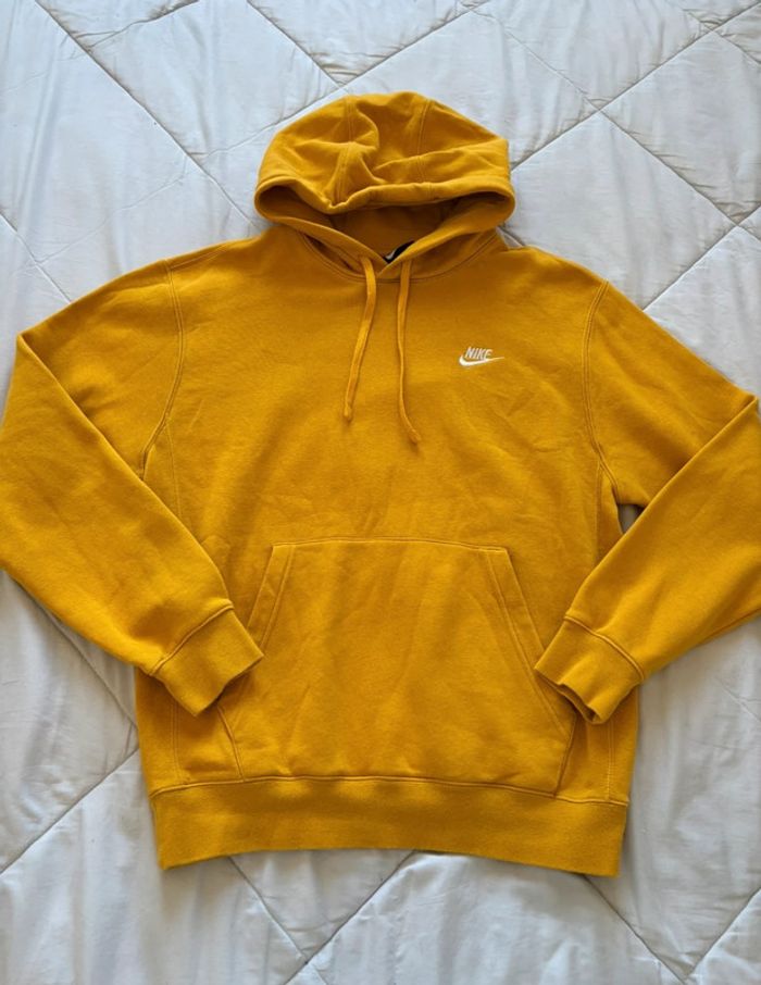 Sweat hoodies Nike à capuche jaune moutarde logo brodé – Taille S oversize(taille M) - photo numéro 5