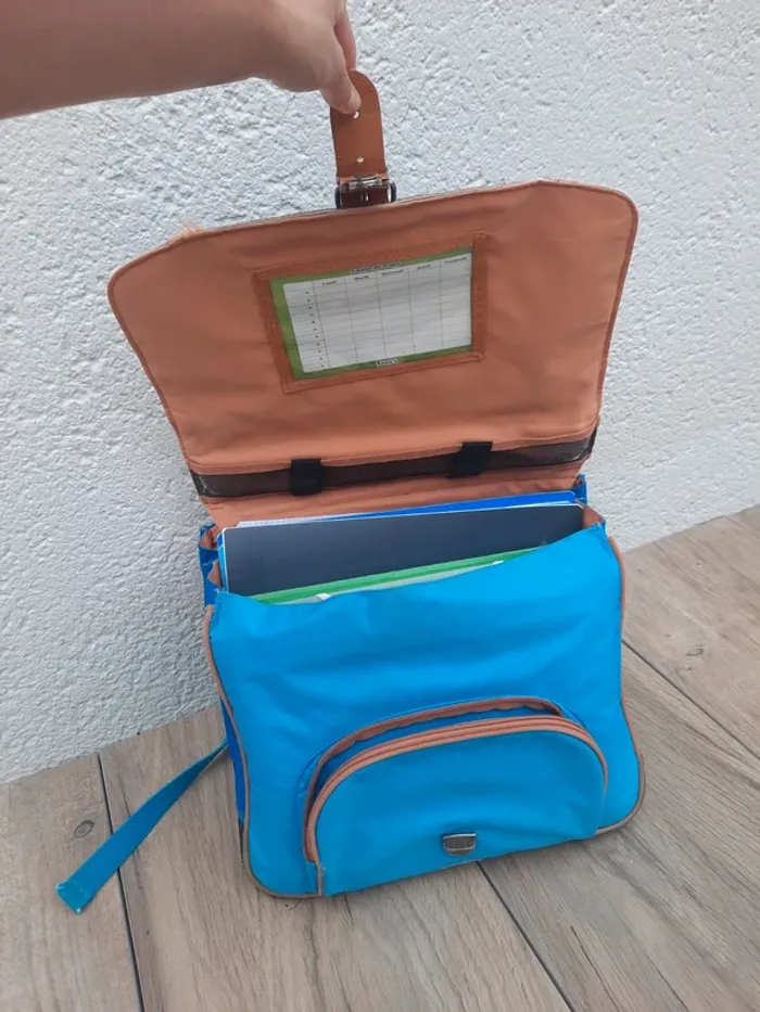 Cartable tann's - photo numéro 3