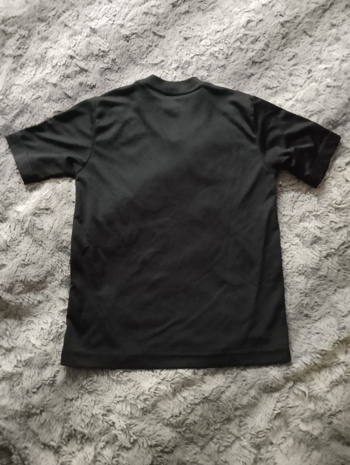 T-shirt Adidas taille 6ans - photo numéro 9