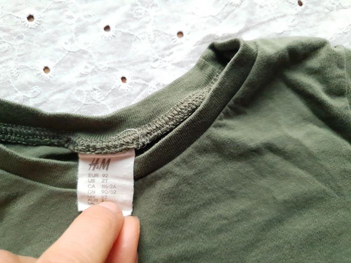 Tee-shirt manches longues neuf - photo numéro 2