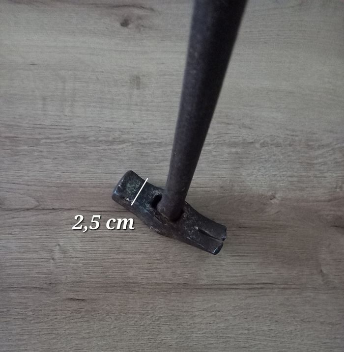 Marteau ancien en acier. - photo numéro 6