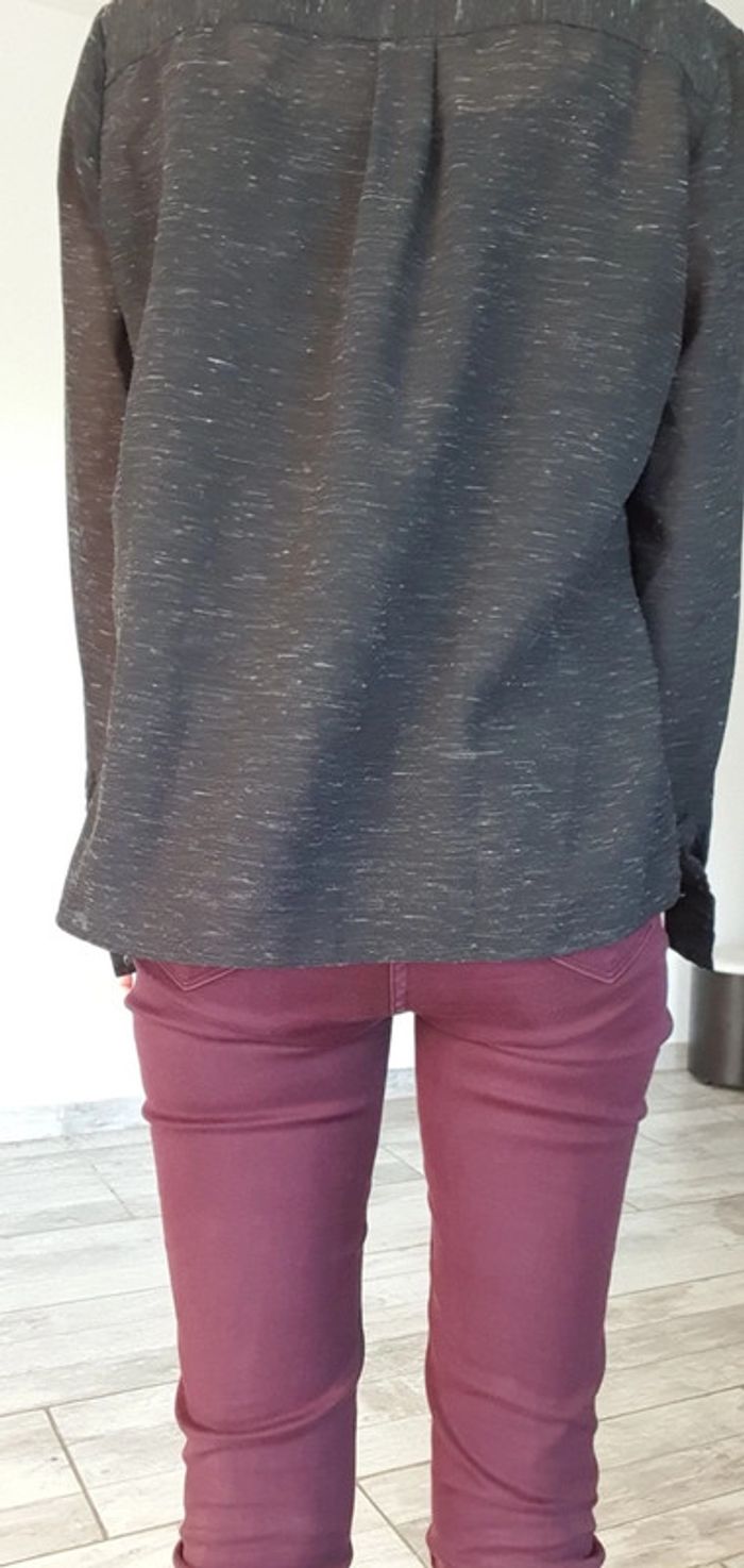 Très belle blouse only taille 36 voir 38 en excellent état 👌 - photo numéro 2