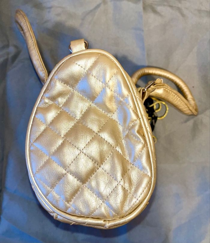 Sac à main doré matelassé avec accessoires - Très bon état - photo numéro 7