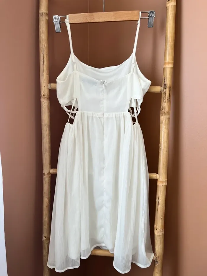 Robe blanche - photo numéro 2