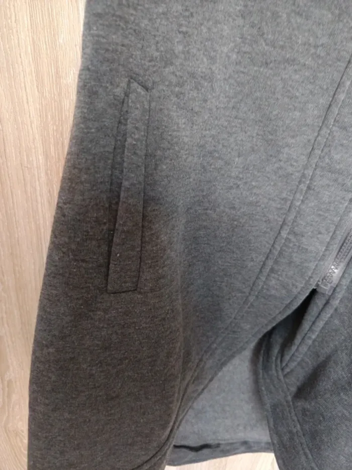 Veste ou sweat long à capuche asymétrique M - photo numéro 3