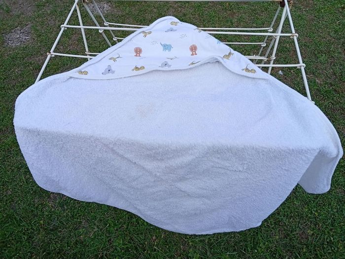 Cape de bain avec capuche 68x75 Kiabi