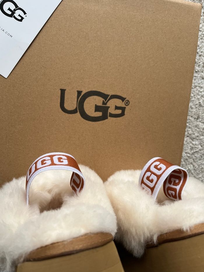 Mules fourrées UGG Funkette - Taille 38 - Neuves - photo numéro 5