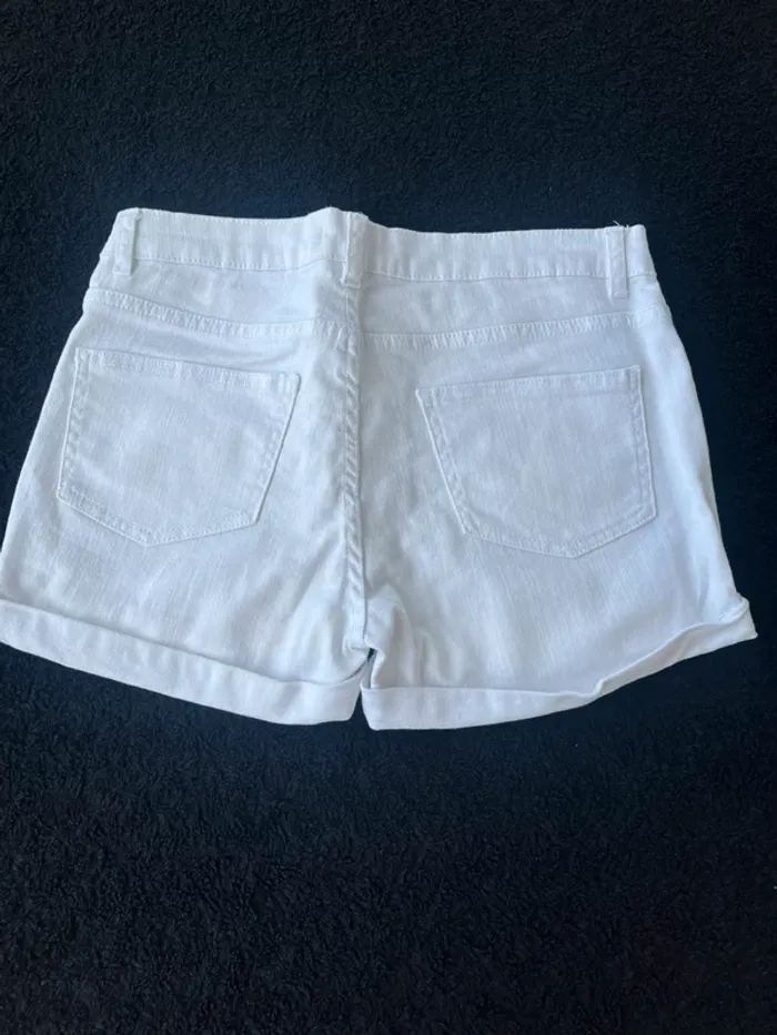 Short blanc - photo numéro 4