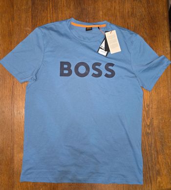 T-Shirt Boss neuf