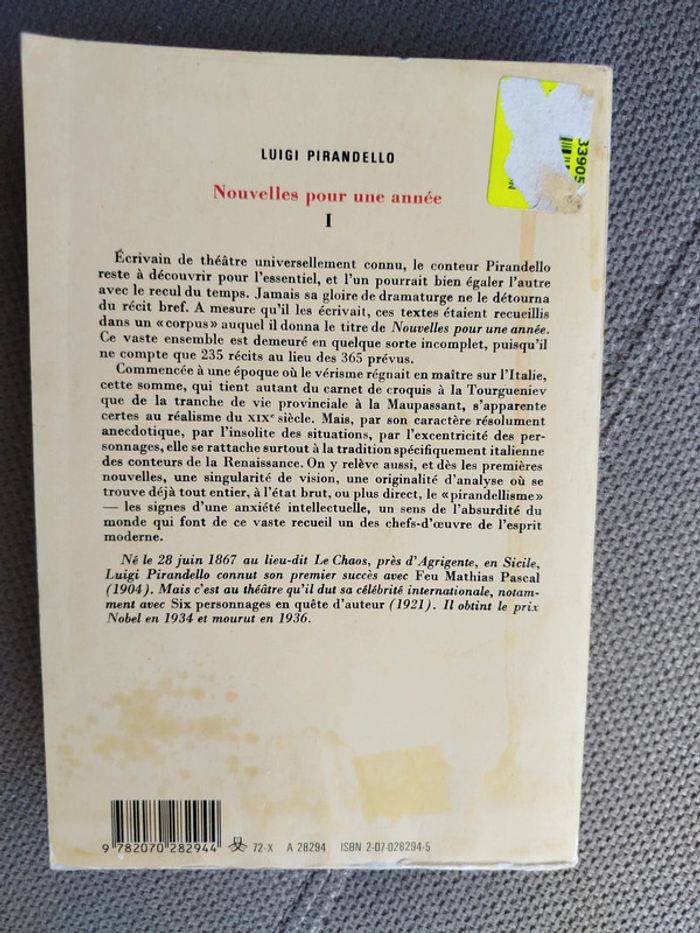 Livre nouvelles pour une année - photo numéro 2