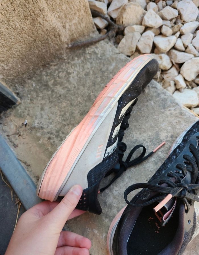 Baskets Adidas taille 39 1/3 - photo numéro 4