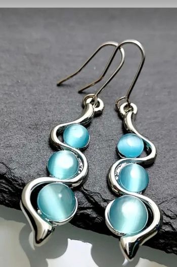 Jolies paire de Boucles-d'oreilles ' Pierres de Lune "