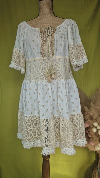 Superbe Robe Bohème Chic Blanche & Dentelle Crème - Taille Unique