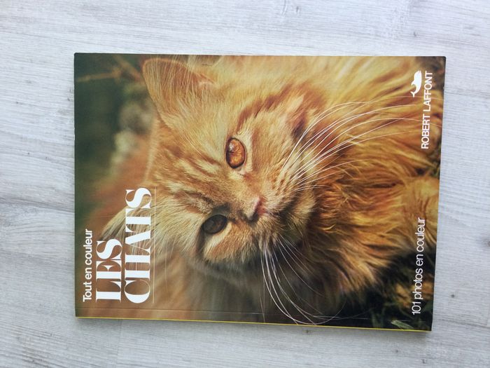 Livre les chats 1975